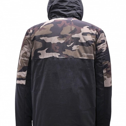 %D0%9A%D1%83%D1%80%D1%82%D0%BA%D0%B0_Remington_Urban_Sivera_Black_Camo_4